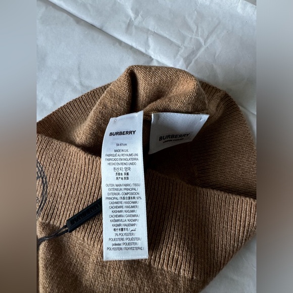 BURBERRY Cashmere Knit Logo Beanie Camel NEW - Picture 6 of 7